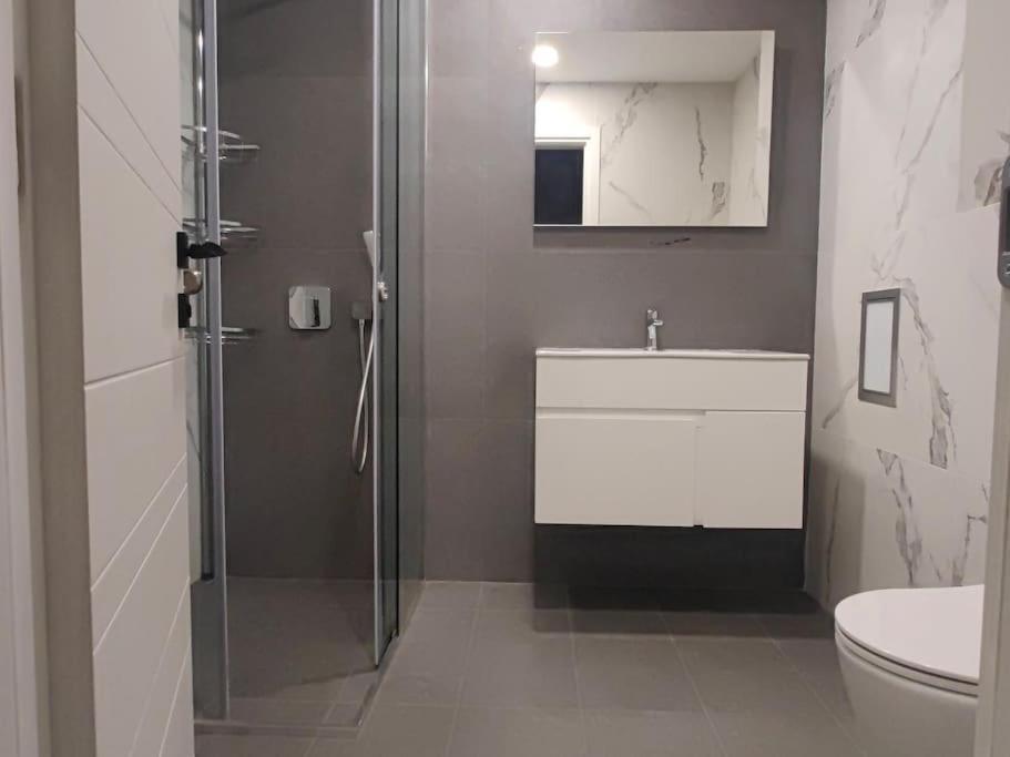 Apartemen The Courtyard 2bdrm