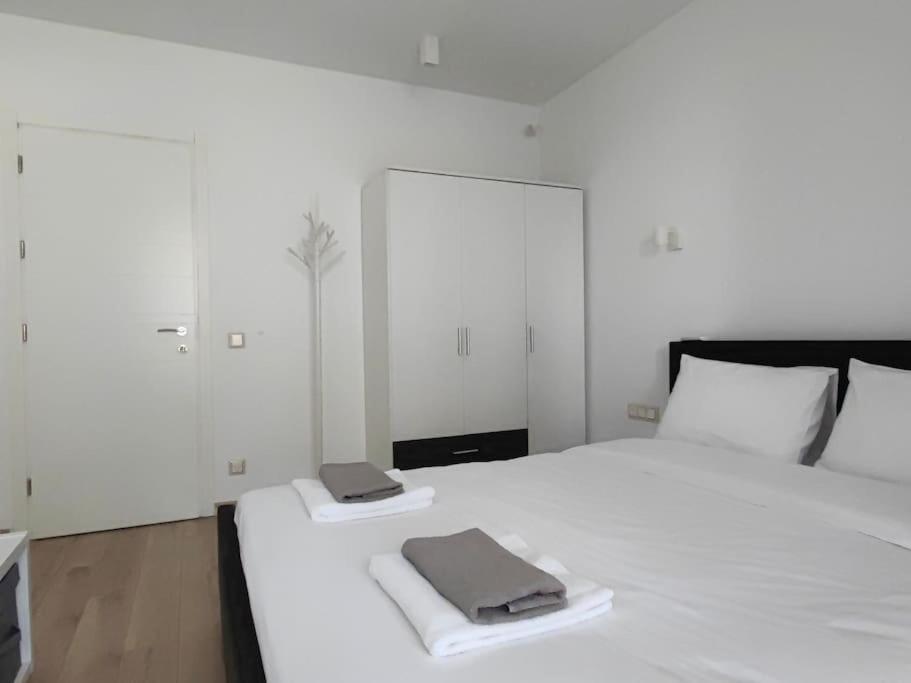 Appartamento The Courtyard 2bdrm Sofia